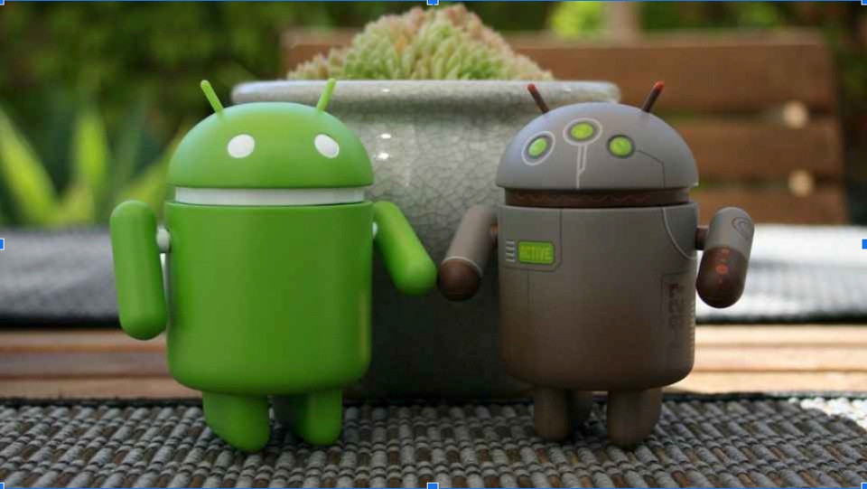 Android and app figures hand in hand