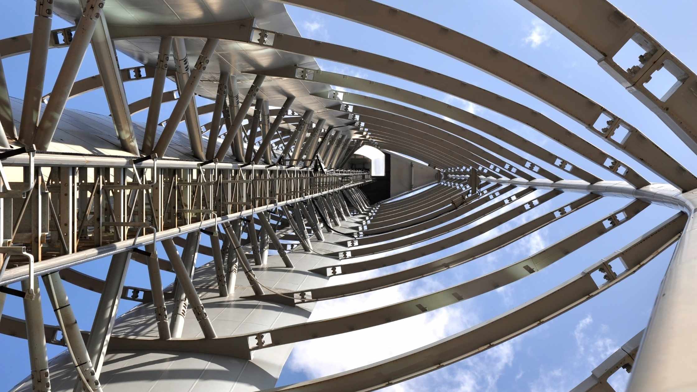 Strength concept; Glasgow tower, internal view